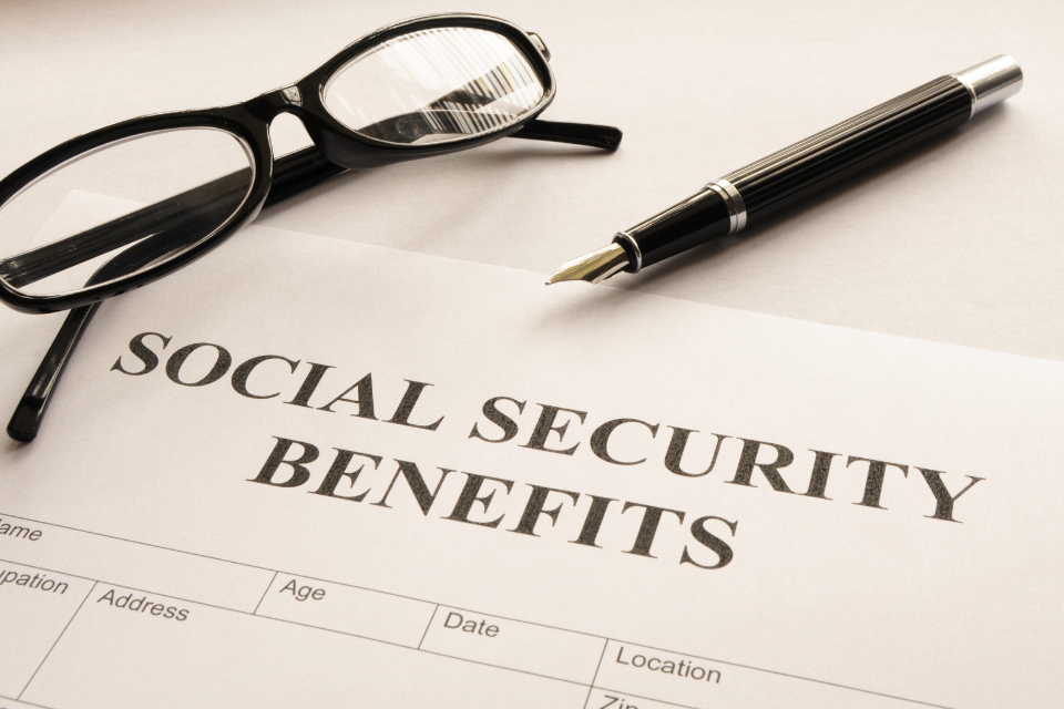Social-Security-Benefits-Glasses-Pen-Application-Austin-Asset
